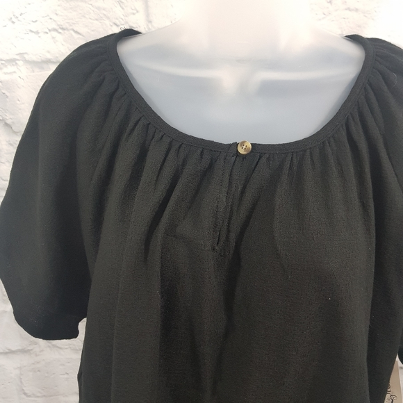 Terra &Sky NWT Black Textured Peasant Short Sleeve Top - Picture 3 of 9